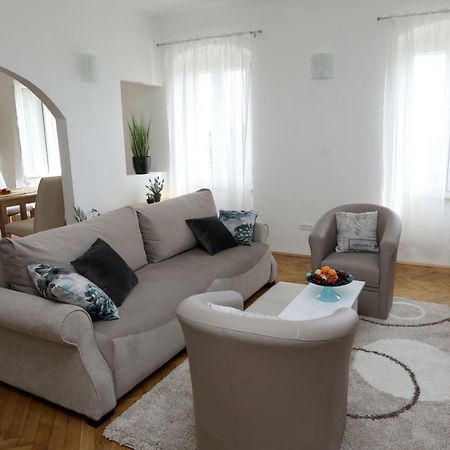 Apartman Cinkopan 普拉 外观 照片