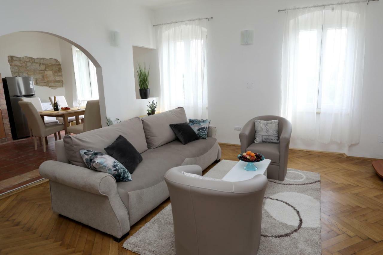 Apartman Cinkopan 普拉 外观 照片