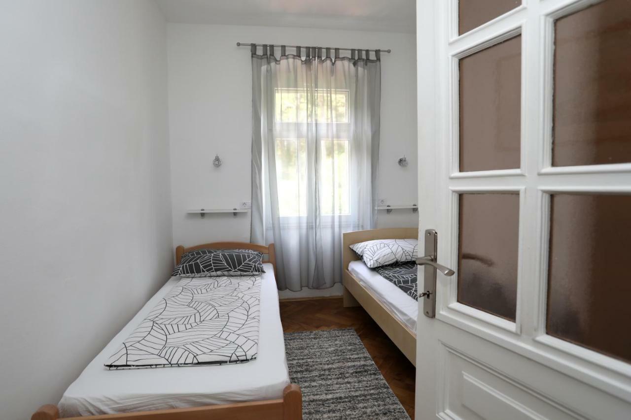 Apartman Cinkopan 普拉 外观 照片