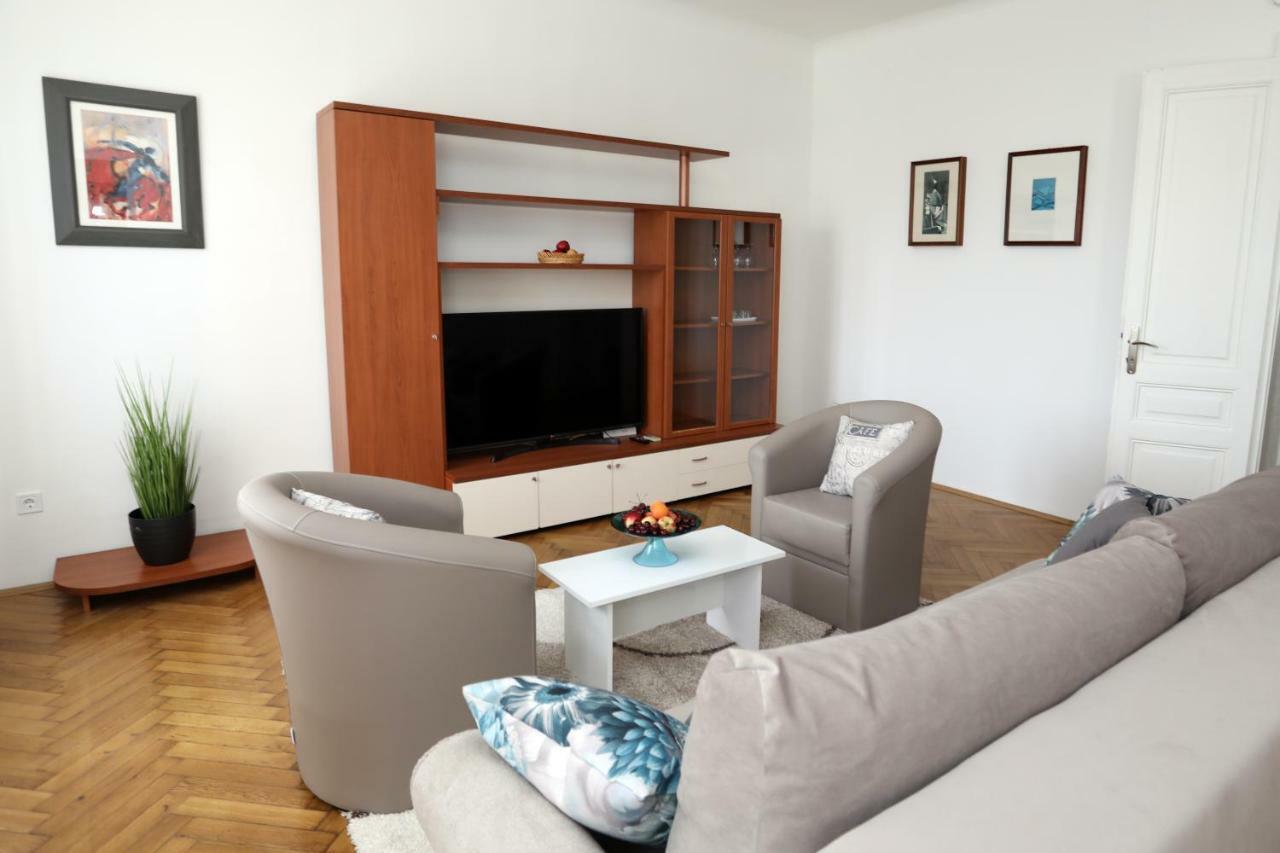 Apartman Cinkopan 普拉 外观 照片